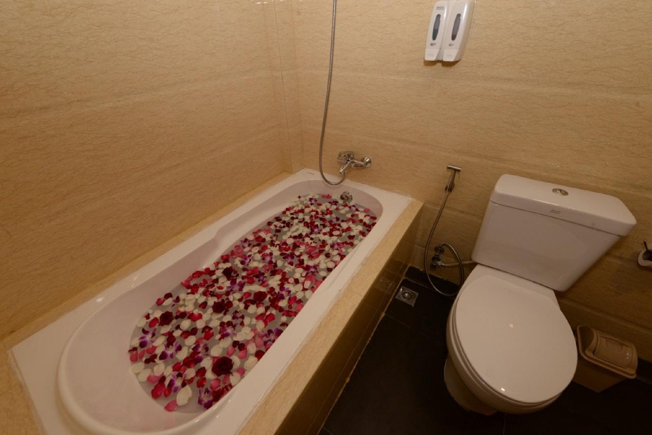 Min Nandar Garden Hotel Thanlyin Экстерьер фото